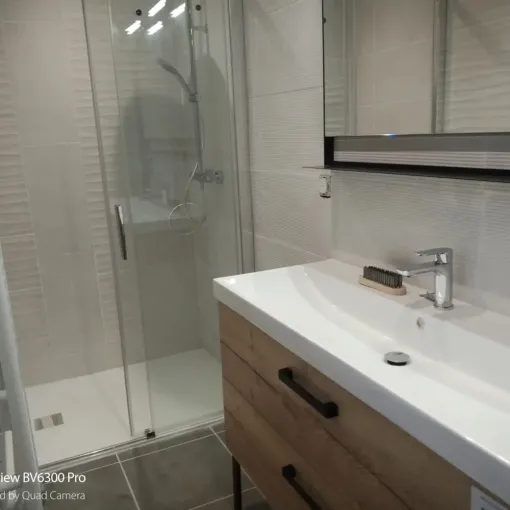 Création d'une salle de bain et de ses sanitaires sur Uchaux, Bollène, S.E.B. Sanitaire Electricité du Bâtiment