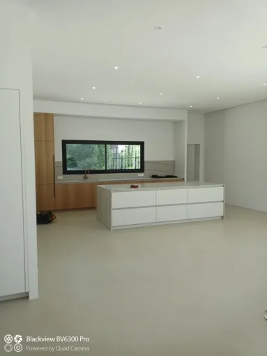 Très belle maison neuve plomberie et électricité de 400m² sur Orange, Bollène, S.E.B. Sanitaire Electricité du Bâtiment