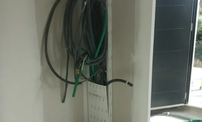 En cours de réalisation d'une installation électrique d'une maison neuve sur Rochegude, Bollène, S.E.B. Sanitaire Electricité du Bâtiment