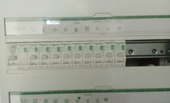 En cours de réalisation d'une installation électrique d'une maison neuve sur Rochegude, Bollène, S.E.B. Sanitaire Electricité du Bâtiment