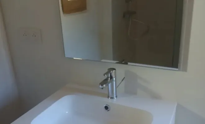 Rénovation luminaire d'un hangar et aménagement d'un studio sur Uchaux, Bollène, S.E.B. Sanitaire Electricité du Bâtiment